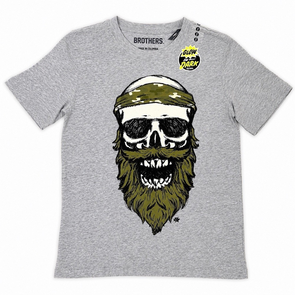 Brothers by Justice Skull Glow in Dark Halloween Graphic T-Shirt Gray S 8 NWT
